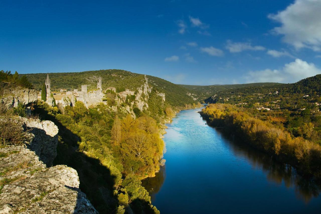 Le Castelas Aigueze Exteriér fotografie